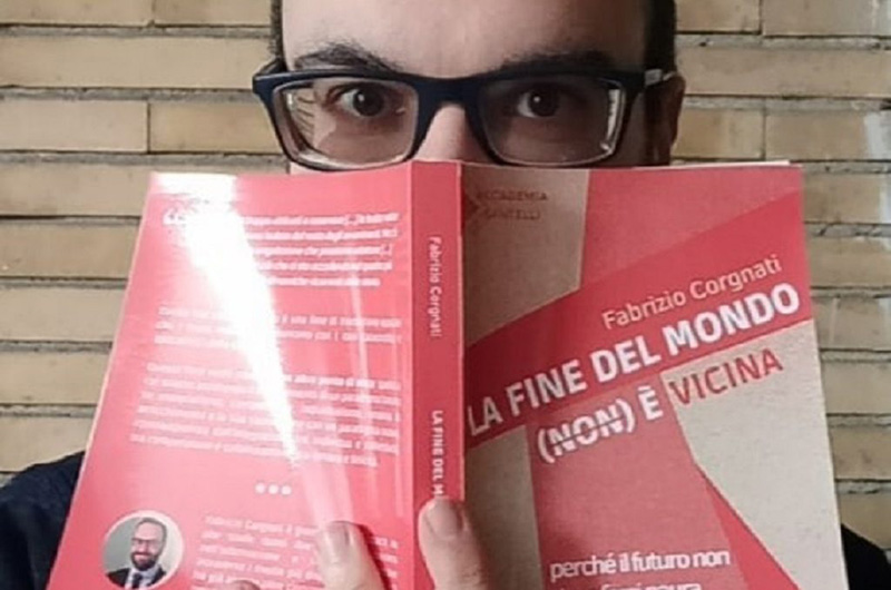 Il Giornalista Fabrizio Corgnati Al Bolsenarte Winter Con Il Saggio La